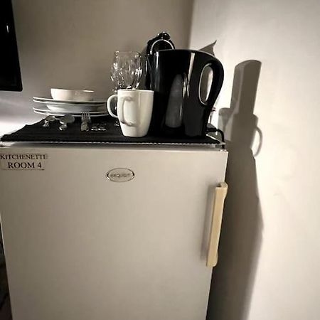 Room 404 - Eindhoven - By T&S. المظهر الخارجي الصورة